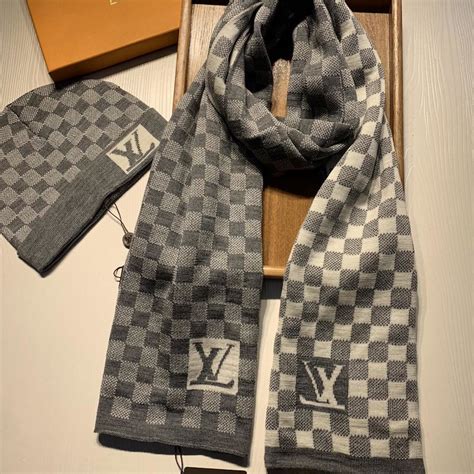 lv hat and scarf set